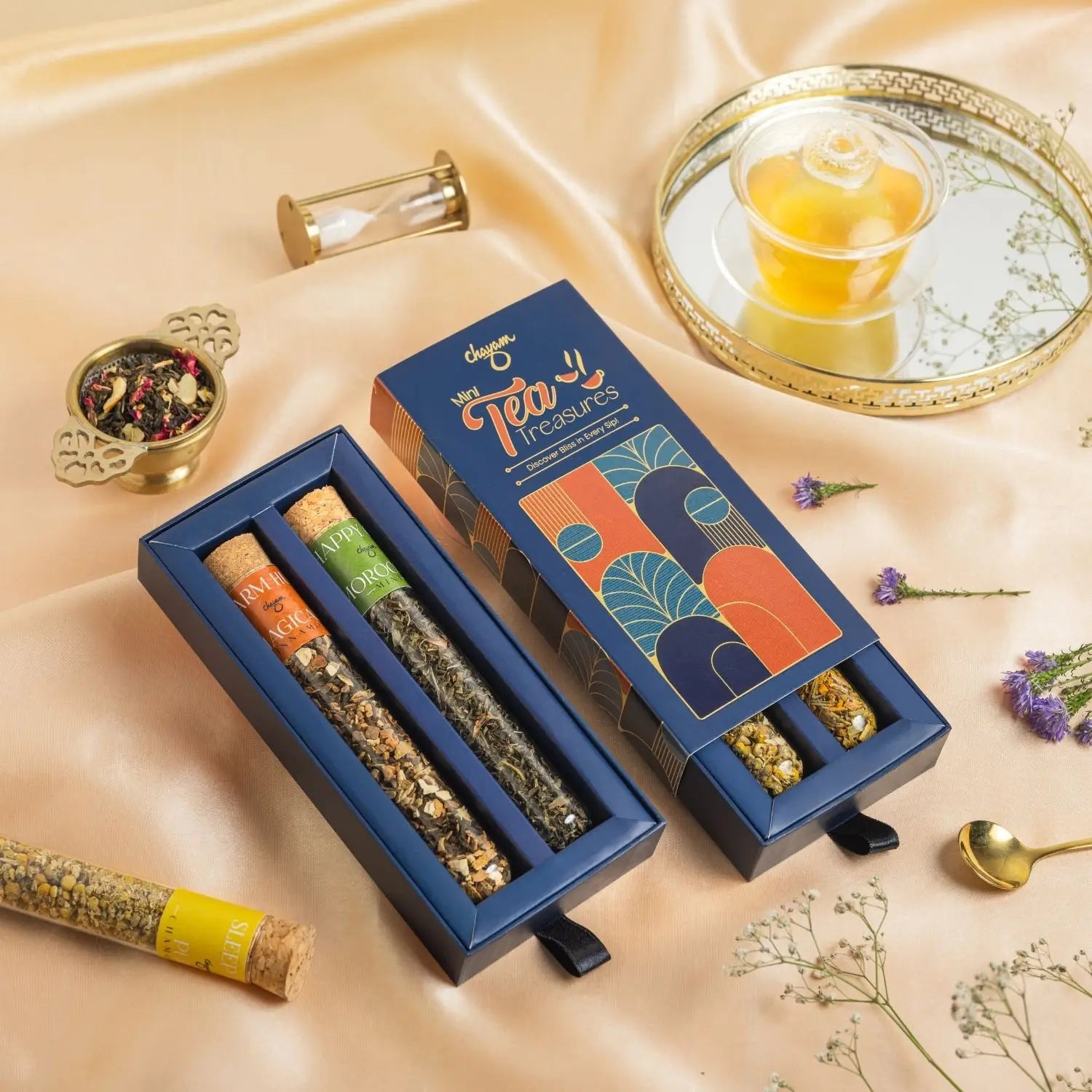 Mini Tea Treasures Gift Box – 2 Premium Loose Teas in Glass Tubes | Convenient Diwali Gift